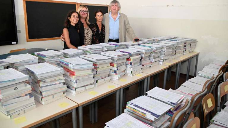 Forlì. Donati 21mila euro di libri ai ragazzi della Mercuriale Forlì. Donati 21mila euro di libri ai ragazzi della Mercuriale