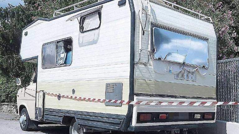 Rimini. Uomo trovato morto in un camper Rimini. Uomo trovato morto in un camper