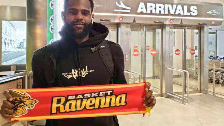 Basket Supercoppa A2, Ravenna abbraccia Wendell Lewis e sfida Cento Basket Supercoppa A2, Ravenna abbraccia Wendell Lewis e sfida Cento