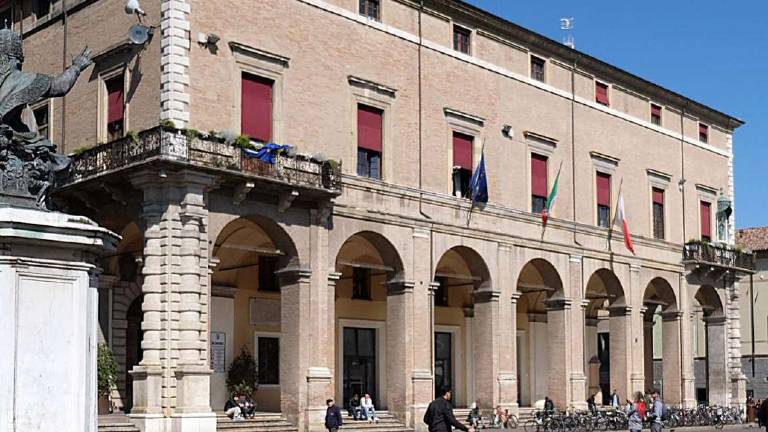 Rimini, il Comune sospende 7 dipendenti non in regola con la certificazione Covid Rimini, il Comune sospende 7 dipendenti non in regola con la certificazione Covid