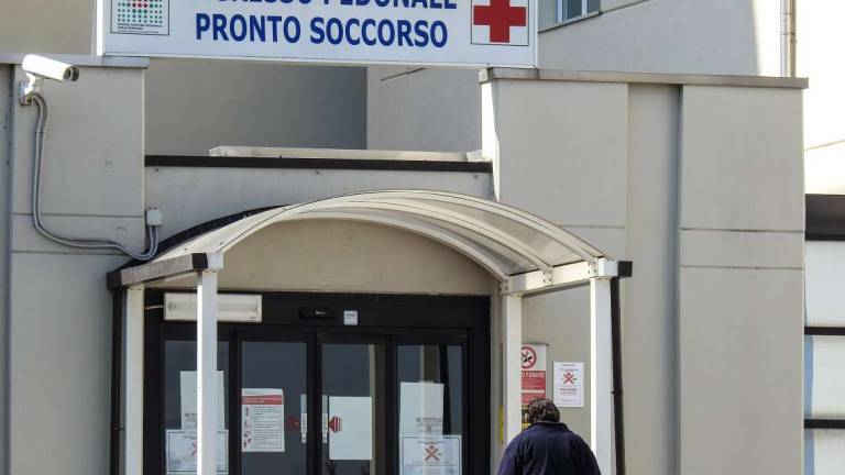 Imola, nuovi focolai a scuola. Vaccini per gli under 12 Imola, nuovi focolai a scuola. Vaccini per gli under 12