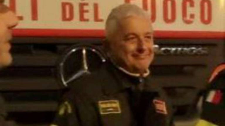 Forlì. Vigile del fuoco per 41 anni, Fausto Tardozzi in pensione Forlì. Vigile del fuoco per 41 anni, Fausto Tardozzi in pensione