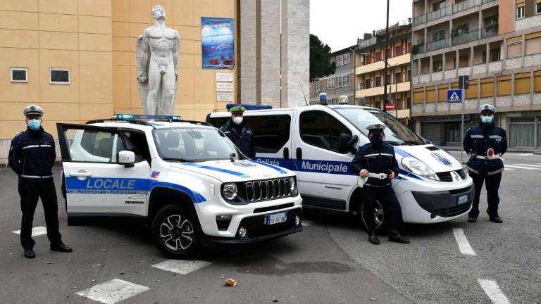 Forlì, polizia locale in stato di agitazione. Mancano agenti Forlì, polizia locale in stato di agitazione. Mancano agenti