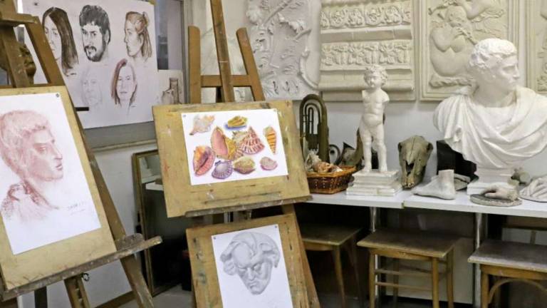 Rimini, la Scuola di pittura Folli festeggia i 49 anni Rimini, la Scuola di pittura Folli festeggia i 49 anni