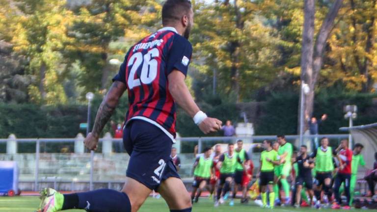 Calcio C, Imolese super con la Carrarese (2-1) Calcio C, Imolese super con la Carrarese (2-1)