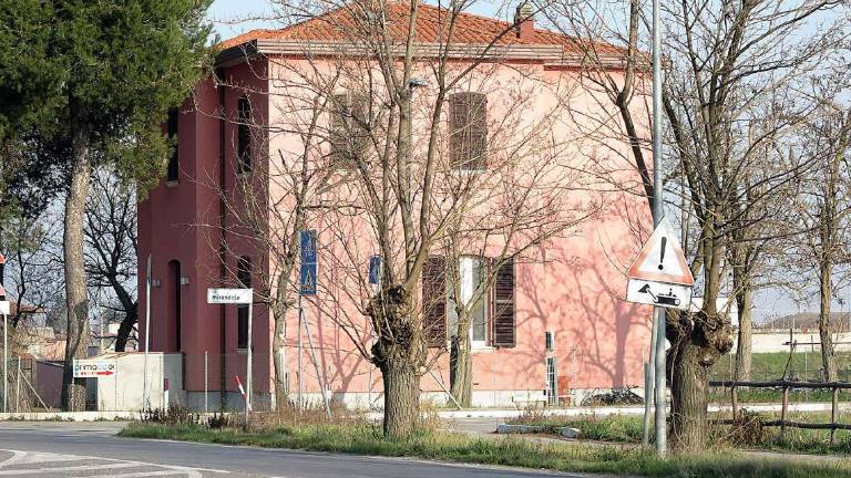 Rimini. Bomba contro i profughi: per patteggiare deve servirli Rimini. Bomba contro i profughi: per patteggiare deve servirli