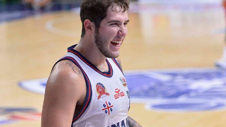 Basket A2, Salta Adrian? Nessun problema: Rbr piazza il colpaccio Basket A2, Salta Adrian? Nessun problema: Rbr piazza il colpaccio