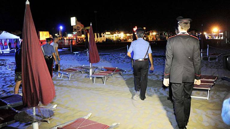 Riccione, picchiano un passante a caso: tornano le bande dei giovani Riccione, picchiano un passante a caso: tornano le bande dei giovani