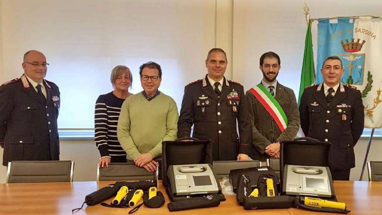 Sarsina, il Comune compra etilometri e li dà in uso ai carabinieri Sarsina, il Comune compra etilometri e li dà in uso ai carabinieri