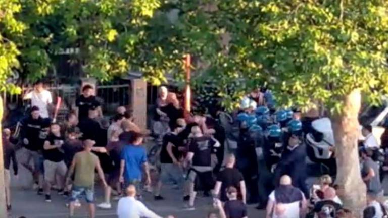Cariche fuori dallo stadio di Cesena: primi 8 denunciati Cariche fuori dallo stadio di Cesena: primi 8 denunciati