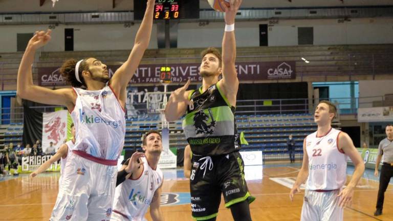 Basket B, i Raggisolaris non vogliono più fermarsi Basket B, i Raggisolaris non vogliono più fermarsi