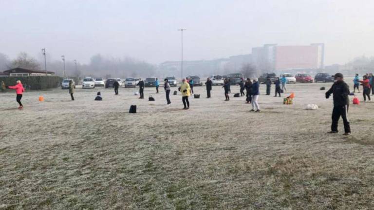 Ravenna, sfidano il freddo e il covid per il ballo anti diabete Ravenna, sfidano il freddo e il covid per il ballo anti diabete