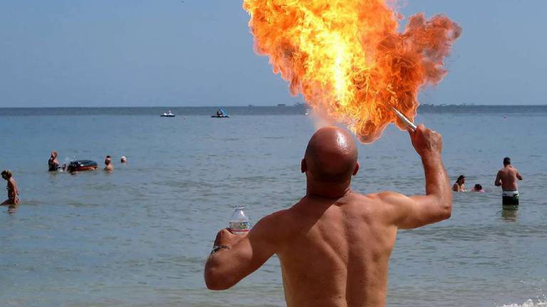Il Mediterraneo sempre più caldo Il Mediterraneo sempre più caldo