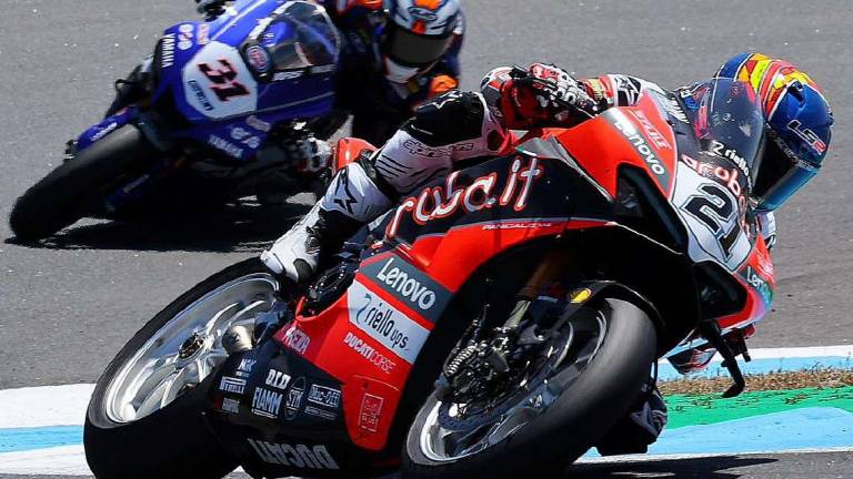 Superbike, Misano riapre alle Sbk: la carica di Rinaldi Superbike, Misano riapre alle Sbk: la carica di Rinaldi