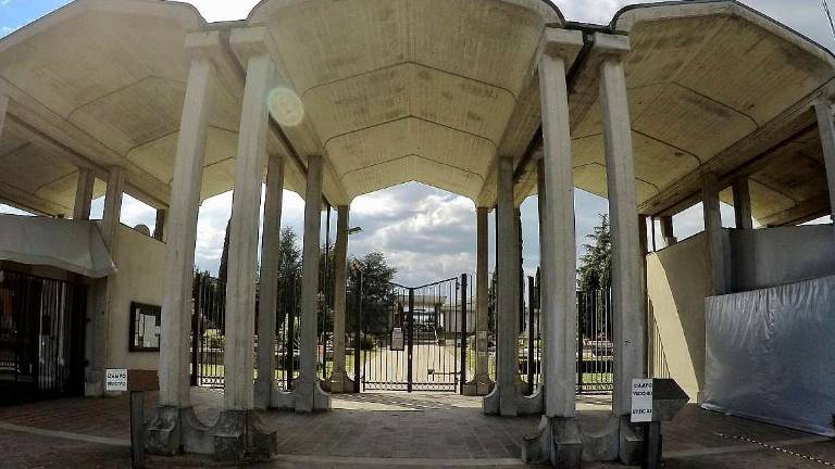 Imola. Cimitero del Piratello ancora inaccessibile ai disabili Imola. Cimitero del Piratello ancora inaccessibile ai disabili