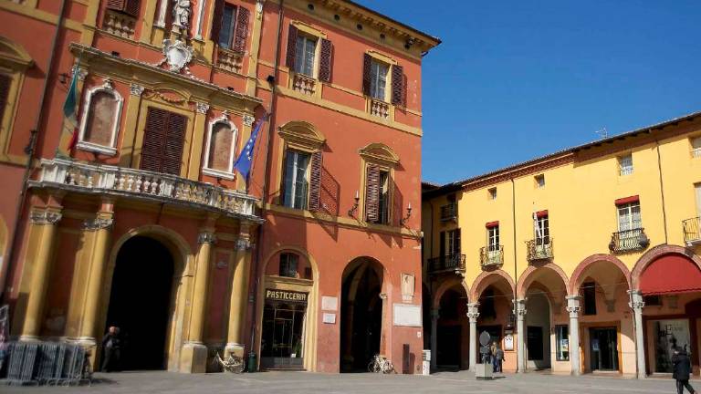 Imola, Consiglio straordinario contro la violenza alle donne Imola, Consiglio straordinario contro la violenza alle donne