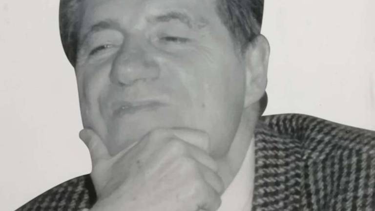Addio Amos Piccini, grande vecchio del teatro dialettale riminese Addio Amos Piccini, grande vecchio del teatro dialettale riminese