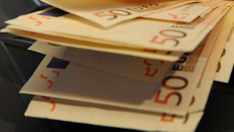 Ravenna, truffa d'amore. Presta 90mila euro all'amante Ravenna, truffa d'amore. Presta 90mila euro all'amante