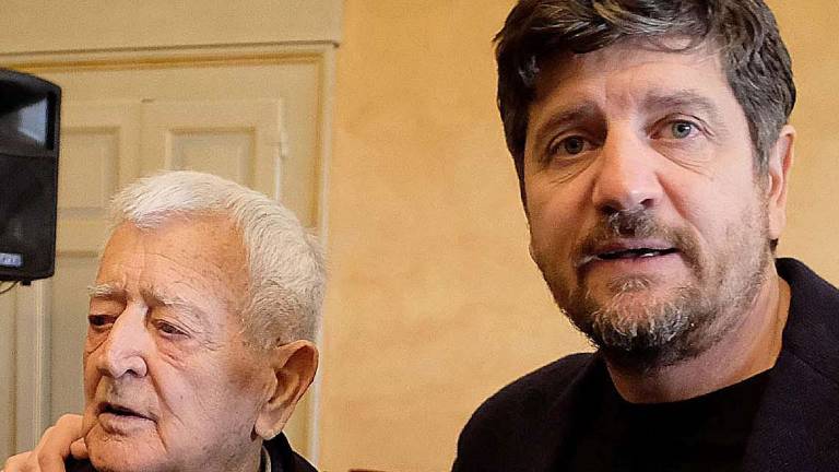 Addio a Gianni, padre dell'attore Fabio De Luigi Addio a Gianni, padre dell'attore Fabio De Luigi