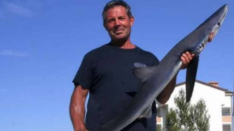 Il pescatore morto a Ravenna lascia figlia e compagna Il pescatore morto a Ravenna lascia figlia e compagna