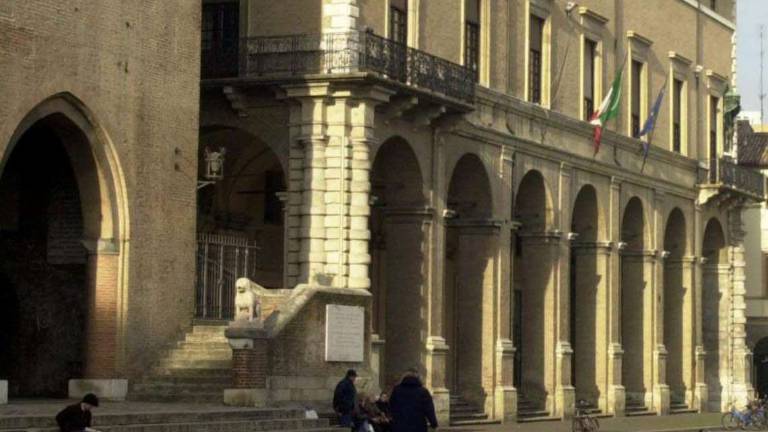 Rimini. Cresta sui rimborsi del Comune, patteggia presidente di comitato Rimini. Cresta sui rimborsi del Comune, patteggia presidente di comitato