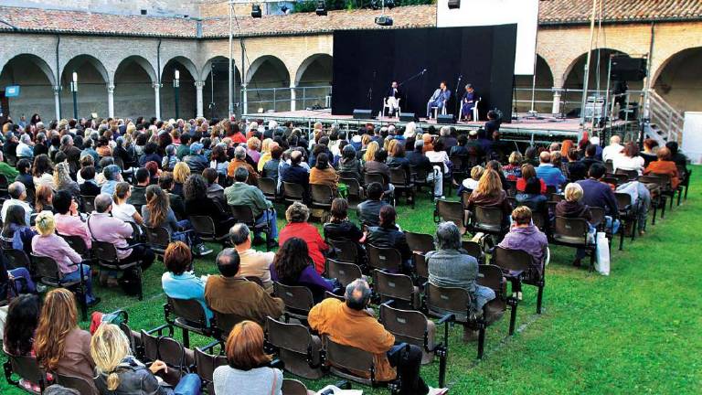 Cesena: il Chiostro di S. Francesco diventa il regno delle scuole Cesena: il Chiostro di S. Francesco diventa il regno delle scuole