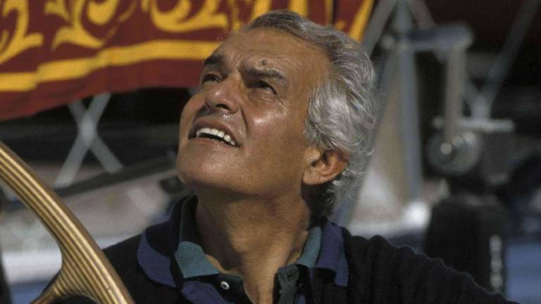 Il famoso bompresso e la rimonta che portò la Louis Vuitton Cup Il famoso bompresso e la rimonta che portò la Louis Vuitton Cup
