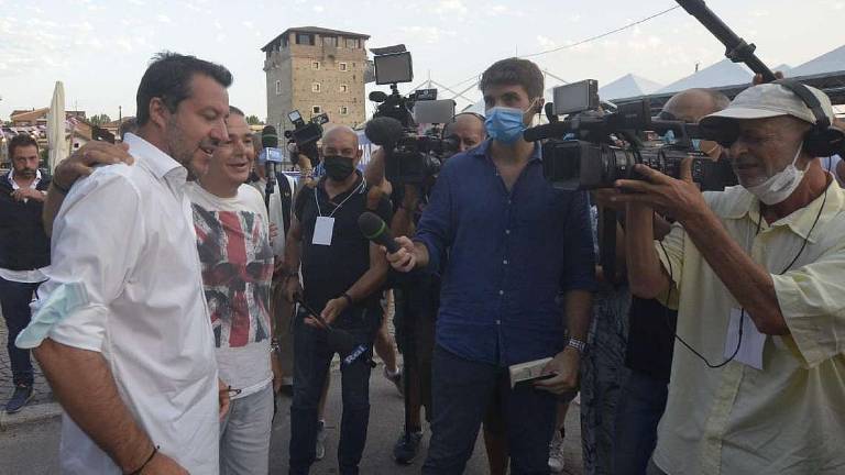 Salvini e Berlusconi, il centrodestra unito nasce a Cervia Salvini e Berlusconi, il centrodestra unito nasce a Cervia