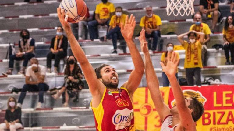 Basket A2, Oxilia: L'OraSì deve continuare sulla strada giusta Basket A2, Oxilia: L'OraSì deve continuare sulla strada giusta