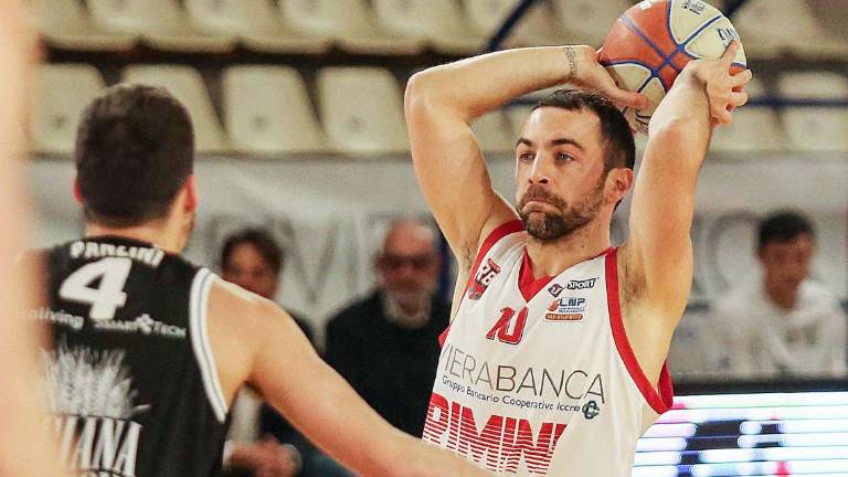 Basket B: RivieraBanca, che succede con le prime della classe? Basket B: RivieraBanca, che succede con le prime della classe?