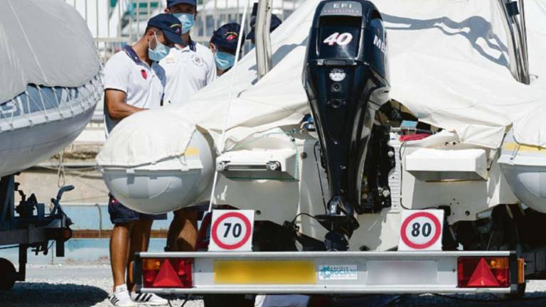 Cervia, morto dopo un tuffo dal catamarano: assolti i noleggiatori Cervia, morto dopo un tuffo dal catamarano: assolti i noleggiatori
