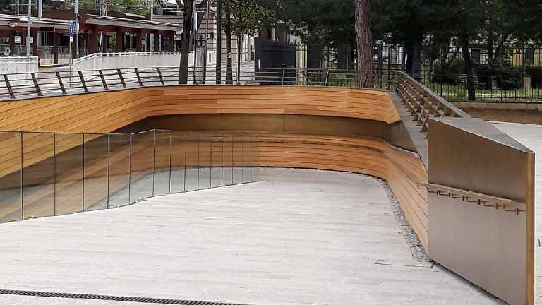 Riccione. Cantiere in viale Ceccarini, svolta per il sottopasso Riccione. Cantiere in viale Ceccarini, svolta per il sottopasso