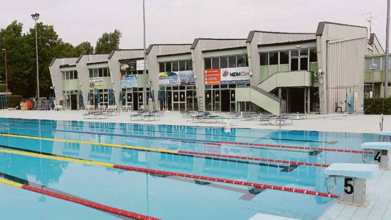 Cesena, piscina in crisi: maxi sconto del Comune ai gestori Cesena, piscina in crisi: maxi sconto del Comune ai gestori