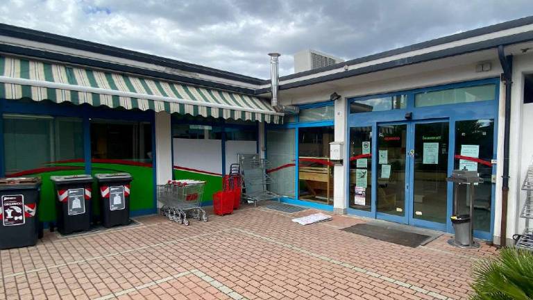 Cesena: la bolletta elettrica shock fa chiudere il supermercato di San Giorgio Cesena: la bolletta elettrica shock fa chiudere il supermercato di San Giorgio