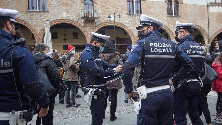 Faenza, incrocio evitato tra Liberazione e No Paura Day Faenza, incrocio evitato tra Liberazione e No Paura Day