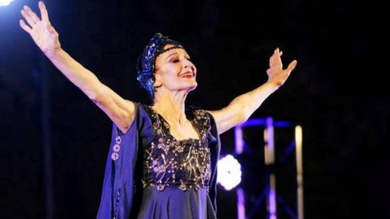 Danza, Carla Fracci insegnante d'eccezione in agosto a Cervia Danza, Carla Fracci insegnante d'eccezione in agosto a Cervia