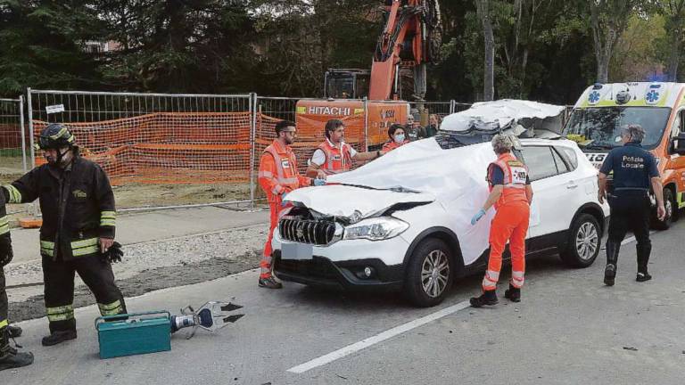 Rimini. Tragedia in via Euterpe, ripartono i lavori nei cantieri Rimini. Tragedia in via Euterpe, ripartono i lavori nei cantieri