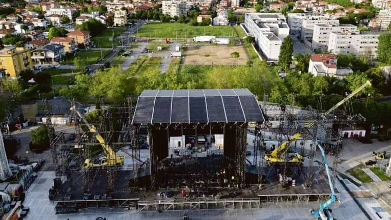 Rimini. Concerto di Vasco, il sindaco: mai pensato di rinunciarci Rimini. Concerto di Vasco, il sindaco: mai pensato di rinunciarci