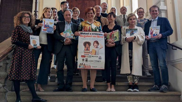 Cesena, donati quasi 2500 libri con l'iniziativa Giunti Cesena, donati quasi 2500 libri con l'iniziativa Giunti