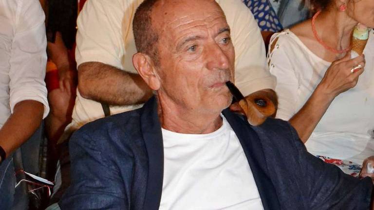 Rimini, da mercoledì la mostra fotografica L'estate di Raoul al Teatro Galli Rimini, da mercoledì la mostra fotografica L'estate di Raoul al Teatro Galli