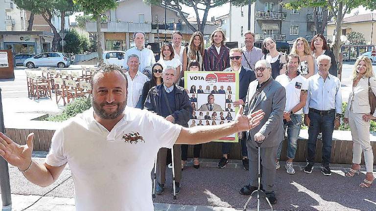 Paesani lancia Noi amiamo Rimini Paesani lancia Noi amiamo Rimini