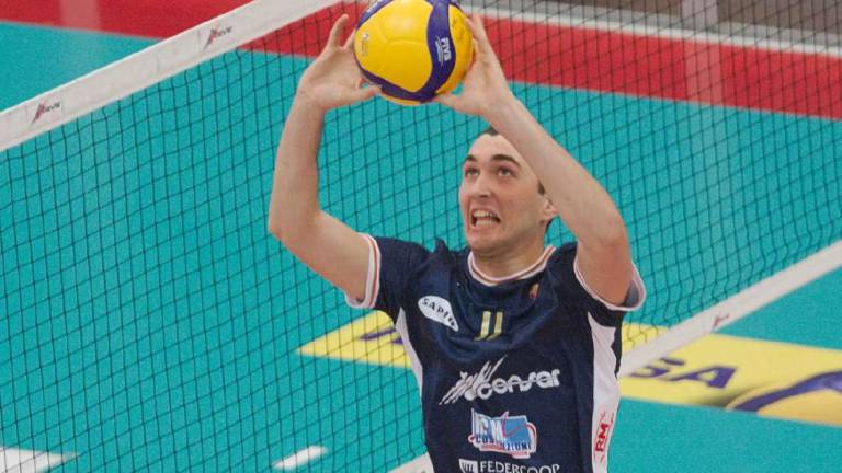Volley A2, spettacolo Consar contro Reggio Emilia (3-1) Volley A2, spettacolo Consar contro Reggio Emilia (3-1)