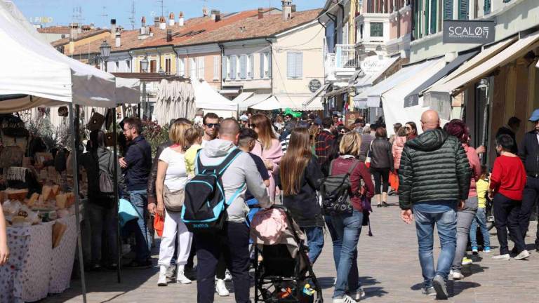Tutto esaurito nei ristoranti di Cesenatico Tutto esaurito nei ristoranti di Cesenatico