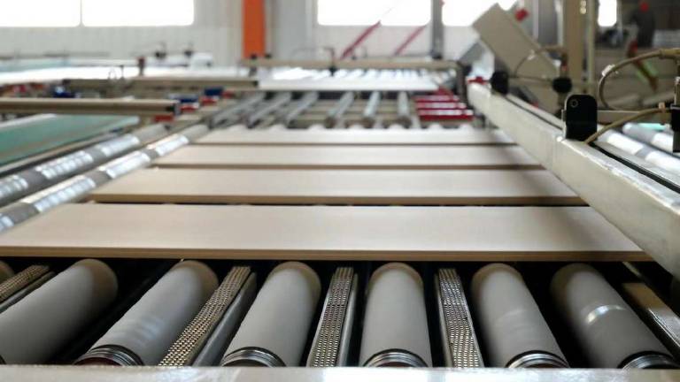 Ceramica di Imola, forno riattivato e niente cassa integrazione Ceramica di Imola, forno riattivato e niente cassa integrazione