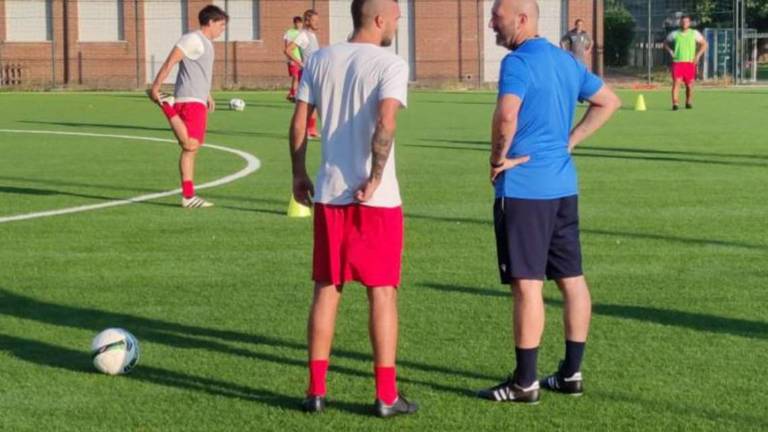 Calcio, l'ex Rimini Arlotti lascia il Carpi e si allena a Coriano Calcio, l'ex Rimini Arlotti lascia il Carpi e si allena a Coriano