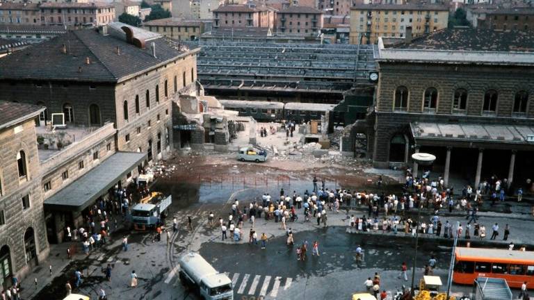 Strage di Bologna: le parti civili chiedono risarcimenti milionari Strage di Bologna: le parti civili chiedono risarcimenti milionari