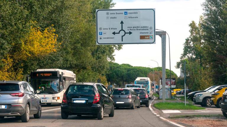 Ravenna, traffico in tilt sull’Adriatica in corsia sud - Gallery Ravenna, traffico in tilt sull’Adriatica in corsia sud - Gallery