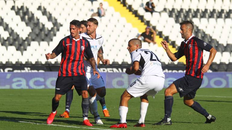 Calcio C, come acquistare i biglietti per Imolese-Cesena Calcio C, come acquistare i biglietti per Imolese-Cesena