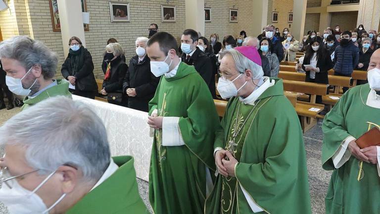 Riccione. Don Stefano: avrò cura di voi come don Giorgio Riccione. Don Stefano: avrò cura di voi come don Giorgio