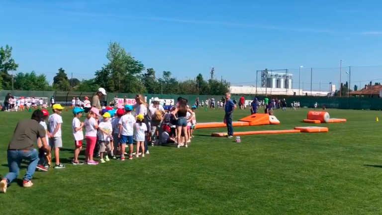 Educazione allo sport, centinaia di bambini a Martorano per il saggio finale di Panathlongiochiamo VIDEO GALLERY Educazione allo sport, centinaia di bambini a Martorano per il saggio finale di Panathlongiochiamo VIDEO GALLERY